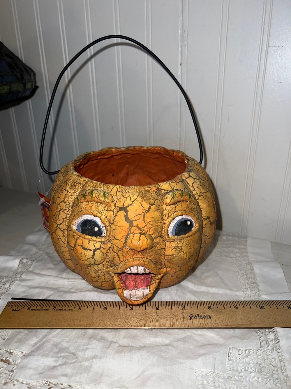 Vintage style paper mache Halloween pumpkin - Picture 3 of 5